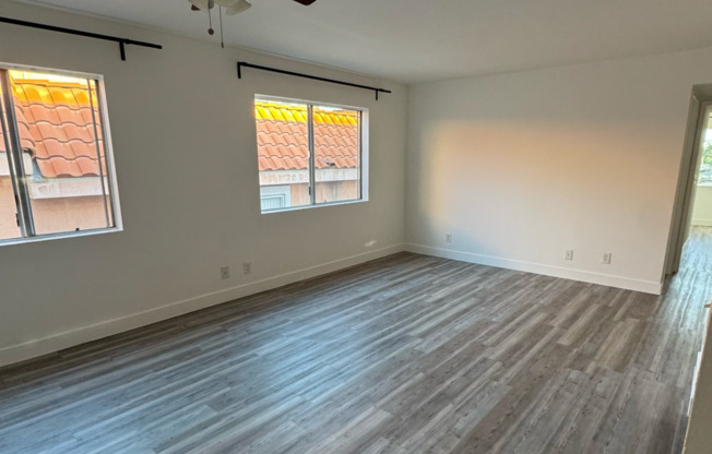 21826 Saticoy Street