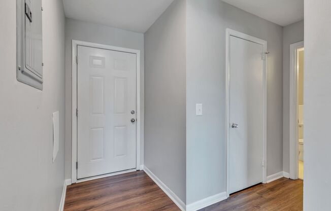 1 bed, 1 bath, 640 sqft, $995, Unit A11