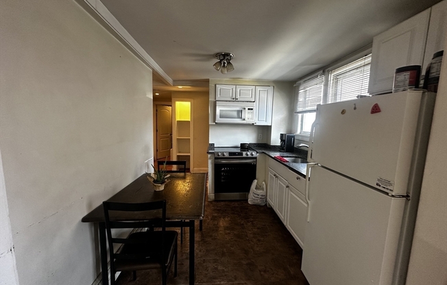 305 PRINCETON ST