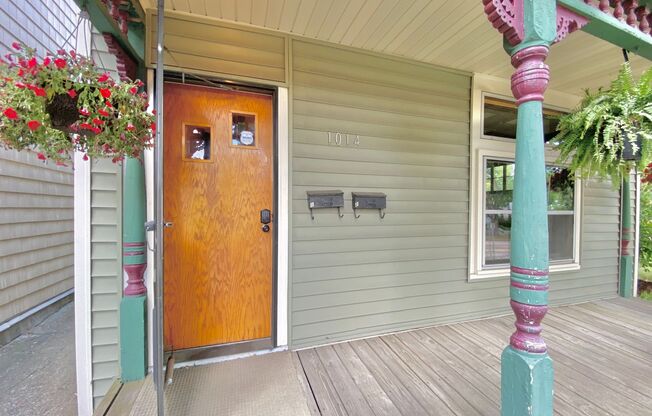 1014 Front Ave