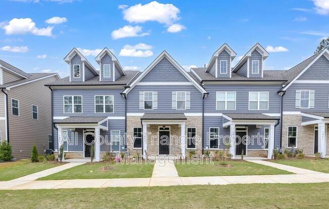 1057 N MAIN ST