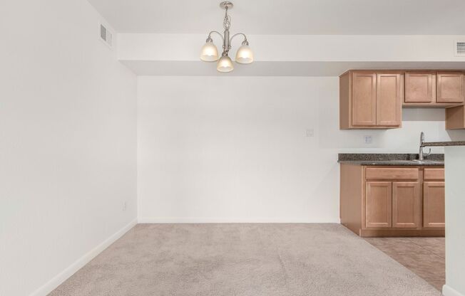 1 bed, 1 bath, $1,395, Unit UNIT 2067