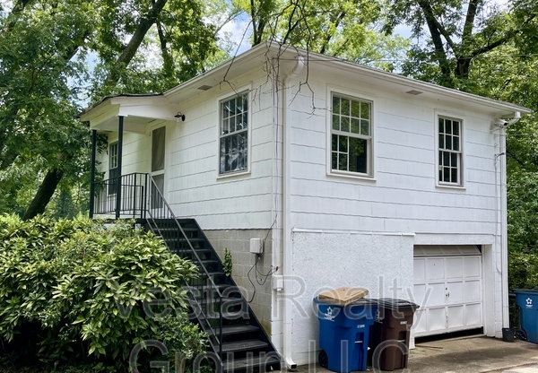 92 JONESBORO ST