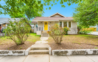 Charming Craftsman Style Home in Tobin Hill!