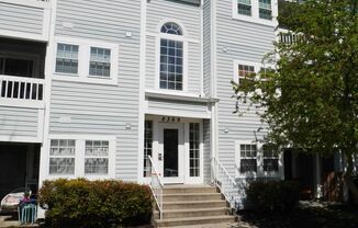 2 Bedroom Condo Located in Villages of Montgomery Run- Ellicott City