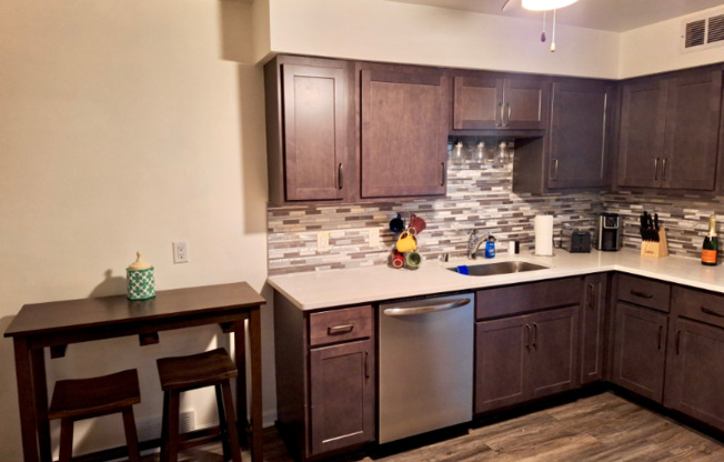 545 ELM GRV RD