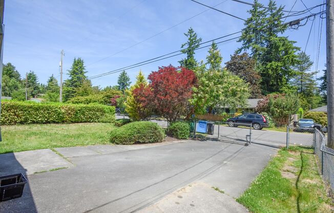 Bright and spacious 3BR/1.75BA Single Family House - Shoreline