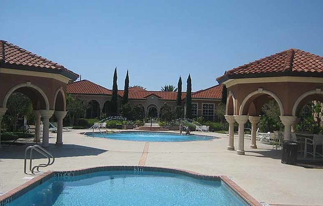 Lounge Swimming Pool With Cabana at The Palms Club Orlando Apartments, Orlando