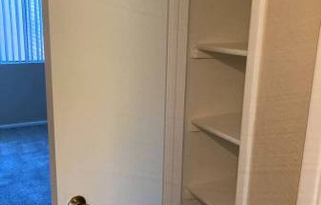 2 beds, 2 baths, 900 sqft, $1,375, Unit 237