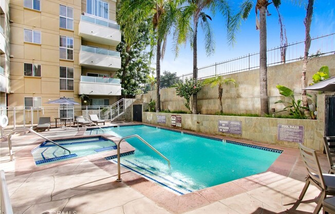 4949 GENESTA AVE