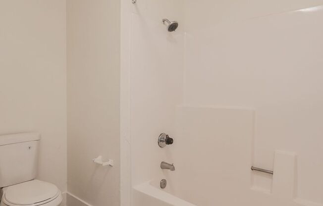 1 bed, 1 bath, 564 sqft, $1,425, Unit 61