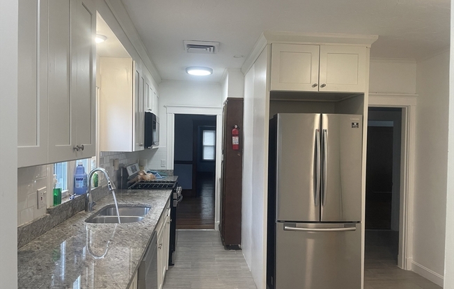 3 beds, 1 bath, 1,500 sqft, $2,600, Unit 253