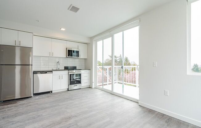 2 beds, 1 bath, 685 sqft, $2,499, Unit 413