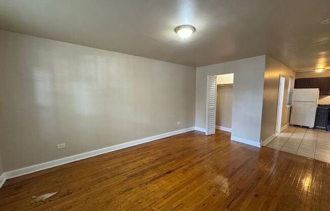 1 bed, 1 bath, $1,000, Unit 4850 #G1