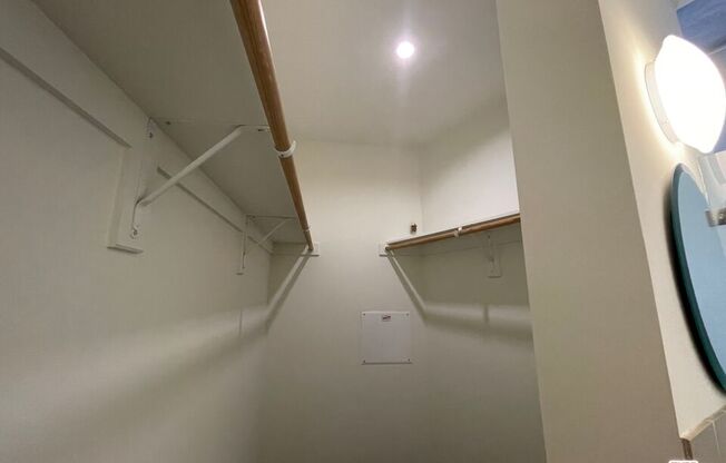 1 bed, 1 bath, 807 sqft, $2,712, Unit 1115