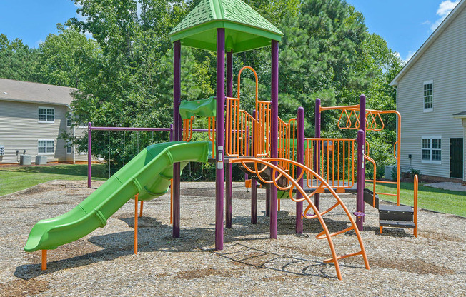 Avalon-Peaks-Apartments-Apex-NC-Playground2