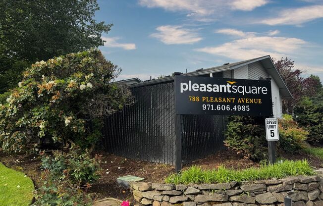 Pleasant Square Apartments