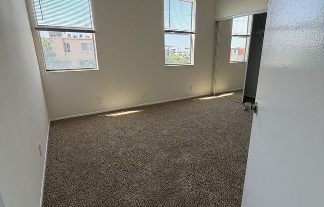 2 beds, 2 baths, 1,000 sqft, $2,498, Unit 303