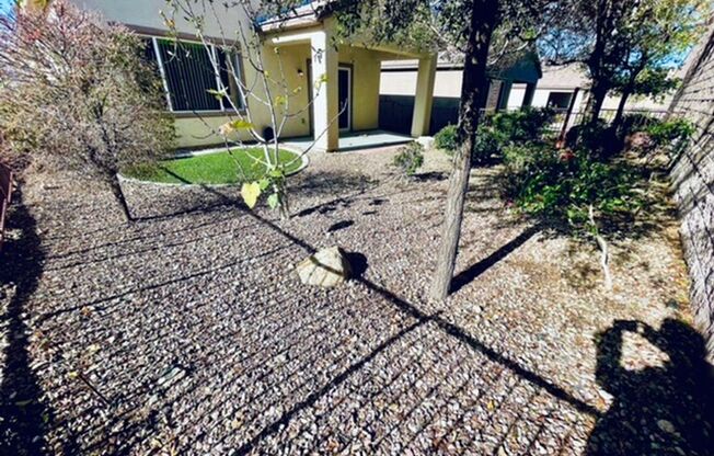 3 beds, 2 baths, $1,895
