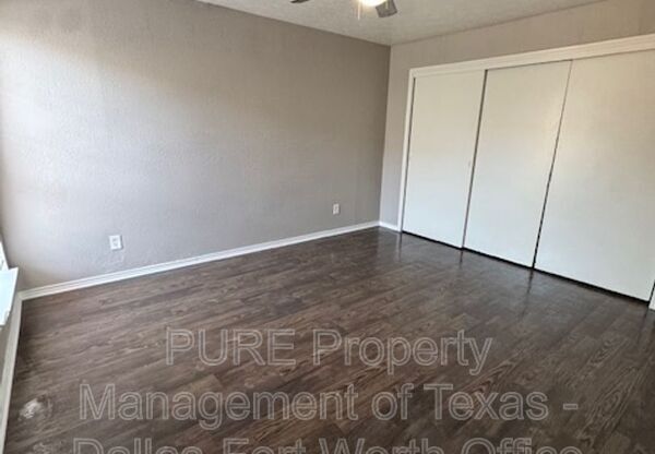 806 104 CASTLEGLEN DR