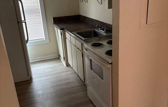 111 S Newport Unit 06