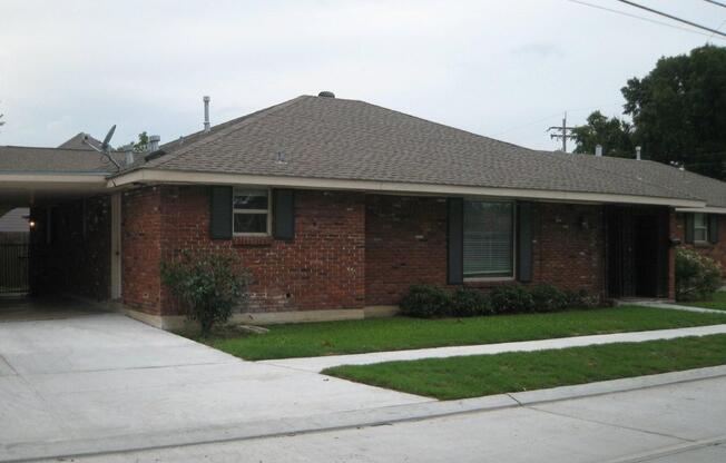 3 beds, 2 baths, $2,495