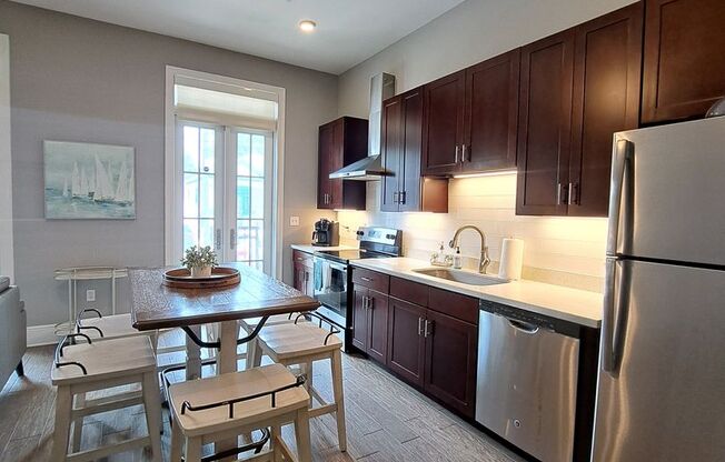 1 bed, 1 bath, 705 sqft, $2,600, Unit Unit 103