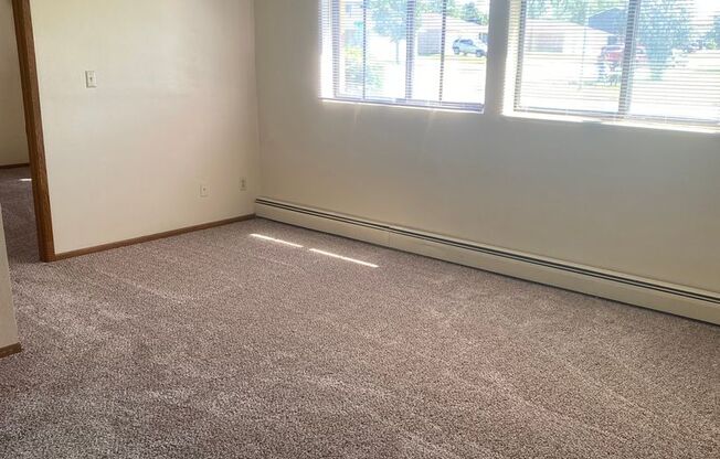 1 bed, 1 bath, 580 sqft, $650, Unit 1530-03