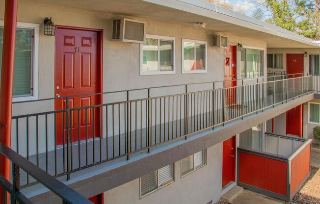 Hillcrest Apartments