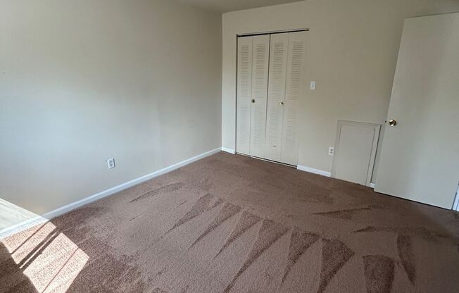 1 bed, 1 bath, 625 sqft, $1,200, Unit G11