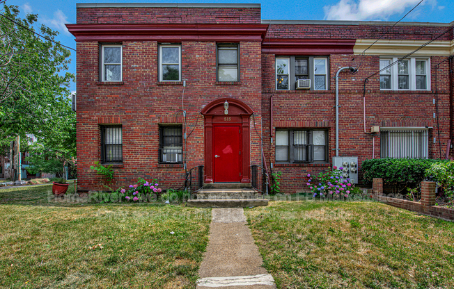 515 FRANKLIN ST NE