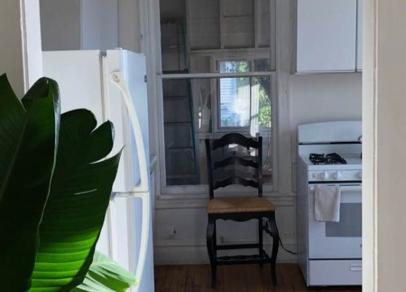 2908 N Wisner Ave 2R