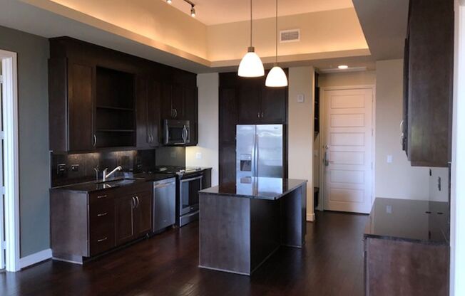 2 beds, 2 baths, 1,155 sqft, $5,805, Unit 1917