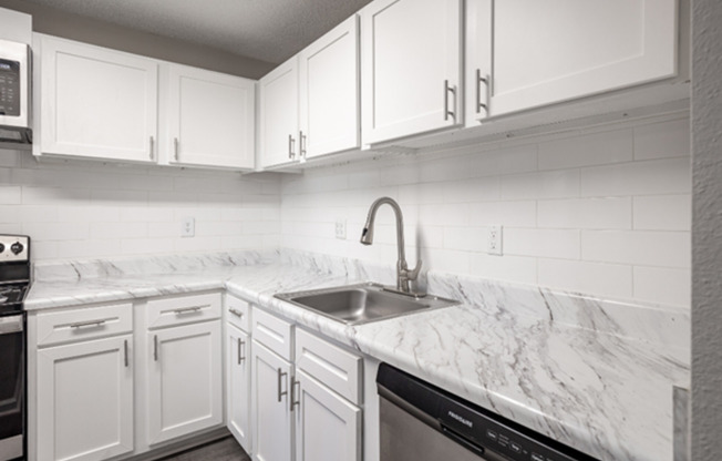 2 beds, 2 baths, 1,140 sqft, $1,450, Unit 1991A