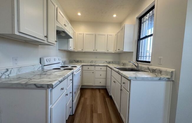 3 beds, 1 bath, 1,120 sqft, $2,250, Unit 732 S. Millvale Ave. #B6