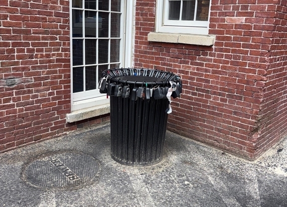 2 beds, 2 baths, 1,425 sqft, $3,000, Unit 355