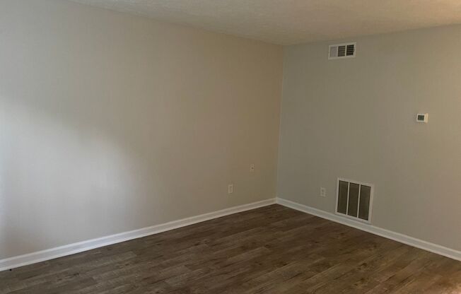 Duplex - Mimosa Dr - ^..^