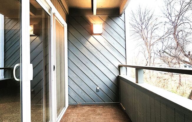 Studio, 1 bath, 440 sqft, $975, Unit 224