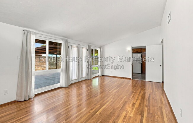 3 beds, 2 baths, 1,492 sqft, $4,200