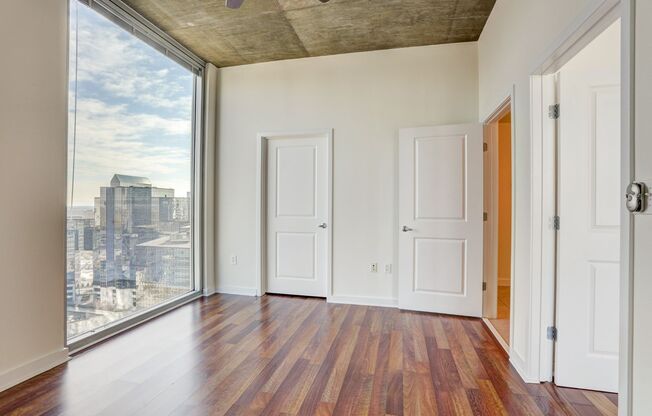 2 beds, 2 baths, $3,295