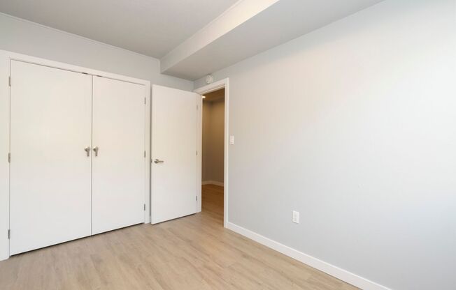 2 beds, 1 bath, 800 sqft, $2,145, Unit 333