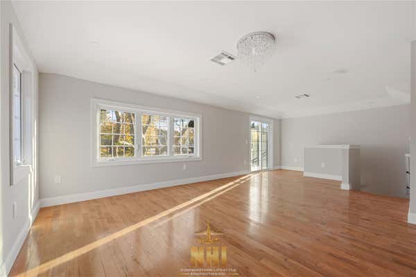 111TH AVENUE 190 51