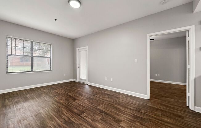 1 bed, 1 bath, 729 sqft, $1,276, Unit B-128