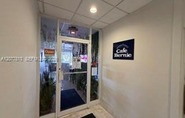 2 beds, 2 baths, $4,500, Unit # 15 J