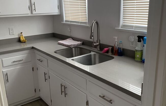 Havenhurst Drive Apartments