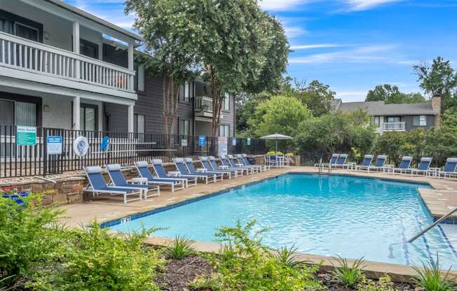 our apartments have a swimming pool with lounge chairs