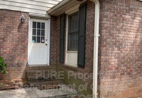 771 WILSON CIR SW