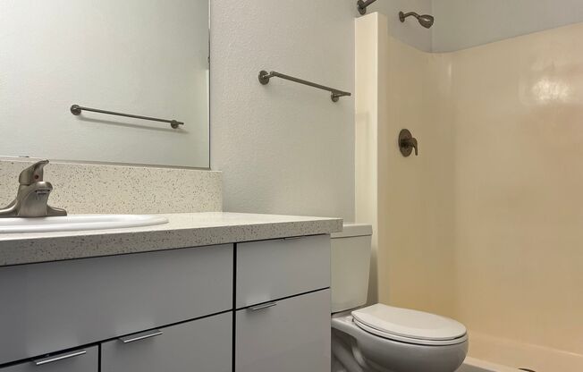 2 beds, 2 baths, 1,000 sqft, $3,110, Unit C078
