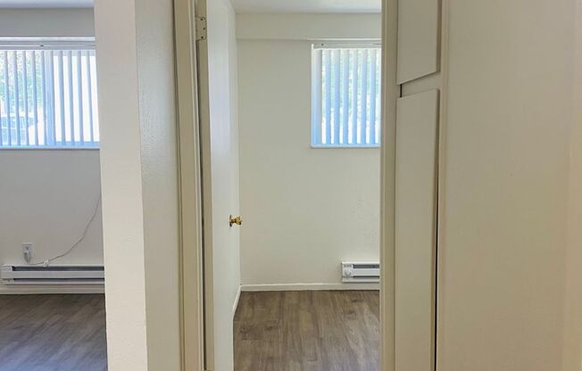 2 beds, 1 bath, 700 sqft, $1,250, Unit 02A