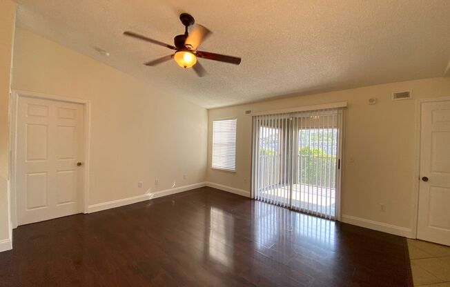 Updated 2BR 2BA Condo in Park Central with W/D!